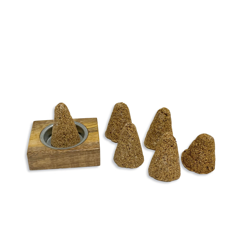 Palo Santo Cones Set 秘魯聖木柯巴脂手工錐香套裝(連木座)